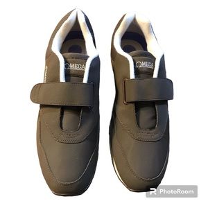 Omega Shoes Mens Size 13D Comfort Zone Walking Athletic 475-04 Brown Hook & Loop